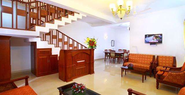 Chithirapuram Palace Munnar Exterior foto